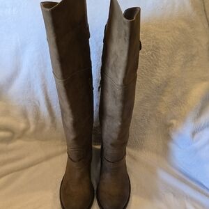 Brown Knee-High Women's Boots